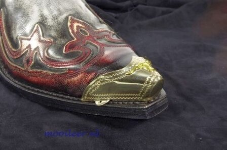 sendra spitse laarzenpunt skull op zilver