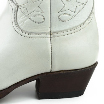 Mayura Boots 2374 Off White/ Dames Cowboy fashion Enkellaars Spitse Neus Western Hak Echt Leer