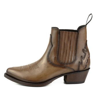 Mayura Boots 2487 Hazelnoot/ Cowboy Western Fashion Enklelaars Spitse Neus Schuine Hak Elastiek Sluiting Echt Leer