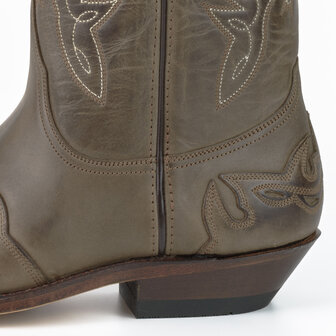 Mayura Boots 17 Taupe/ Men Women Cowboy Western Boots Pointed Toe Slanted Heel Waxed Leather Heel