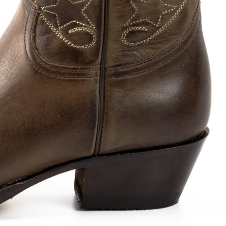 Mayura Boots 2374 Kastanje/ Dames Cowboy fashion Enkellaars Spitse Neus Western Hak Echt Leer