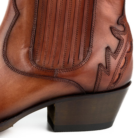 Mayura Boots Marilyn 2487 Cognac/ Dames Cowboy Western Fashion Enklelaars Spitse Neus Schuine Hak Elastiek Sluiting Echt Leer