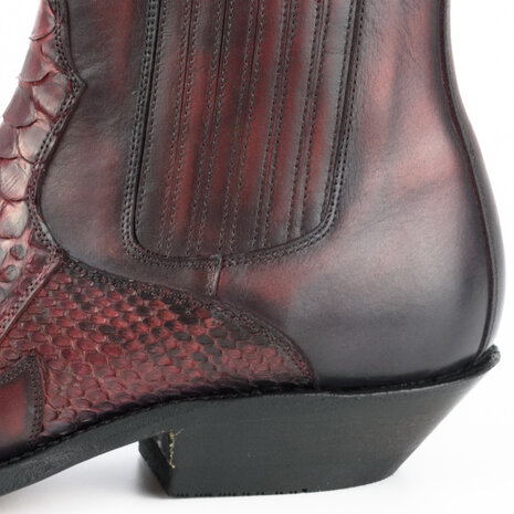 Mayura Boots Rock 2500 Rood/ Spitse Western Heren Enkellaars Python Schuine Hak Elastiek Sluiting Vintage Look