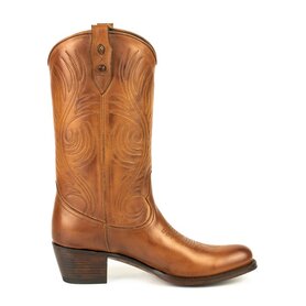 Mayura Boots 2526 Hazelnoot Bruin Dames Boho Western Laarzen Blad Motief Sierstiksel Ronde Neus Schuine Hak Glad Leer 